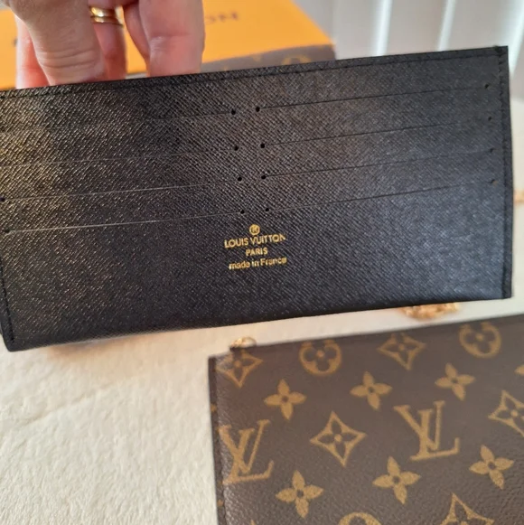 3 PC Monogram Crossbody Set - Picture 3 of 7